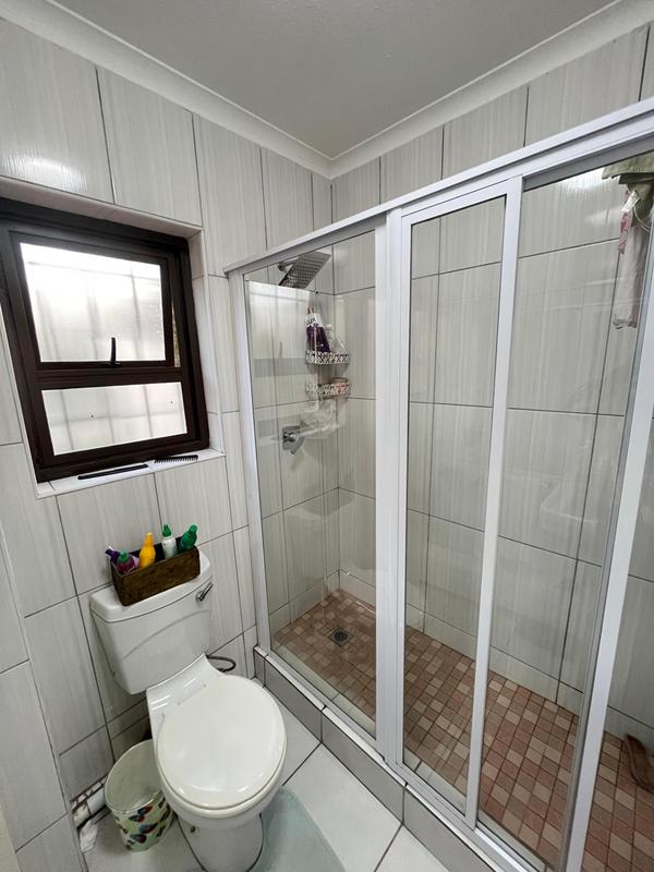 3 Bedroom Property for Sale in Corlett Gardens Gauteng
