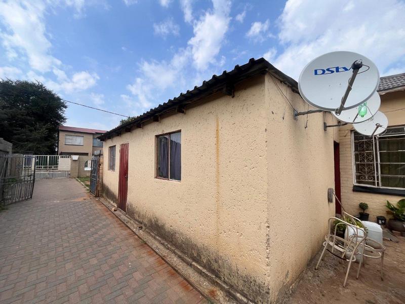 15 Bedroom Property for Sale in Haddon Gauteng