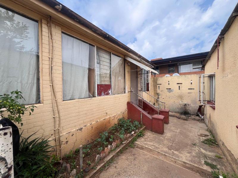 15 Bedroom Property for Sale in Haddon Gauteng