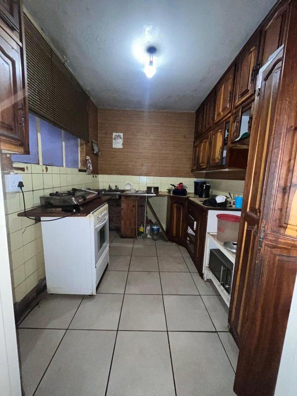 4 Bedroom Property for Sale in Hillbrow Gauteng