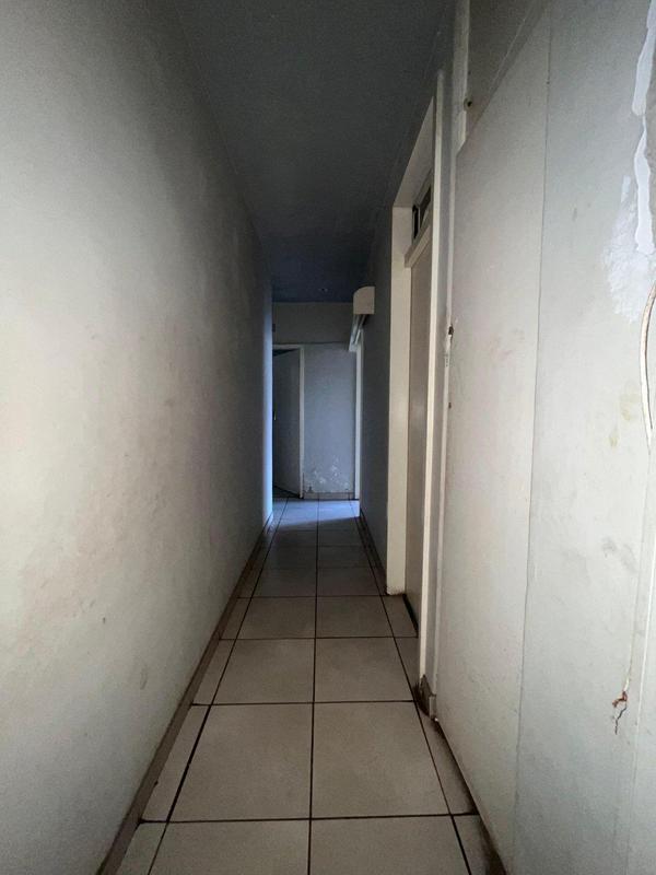 4 Bedroom Property for Sale in Hillbrow Gauteng