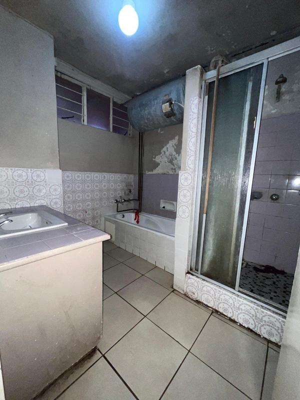 4 Bedroom Property for Sale in Hillbrow Gauteng