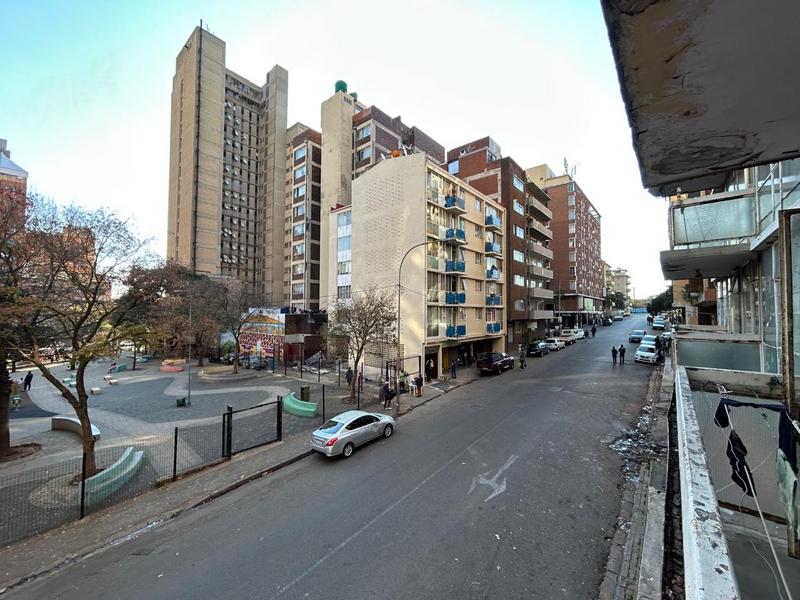 4 Bedroom Property for Sale in Hillbrow Gauteng