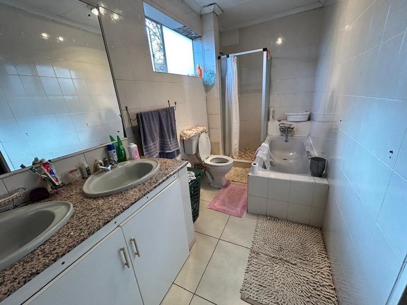 3 Bedroom Property for Sale in Jeppestown Gauteng