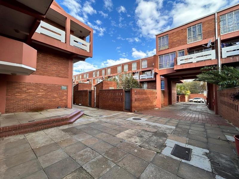 3 Bedroom Property for Sale in Jeppestown Gauteng