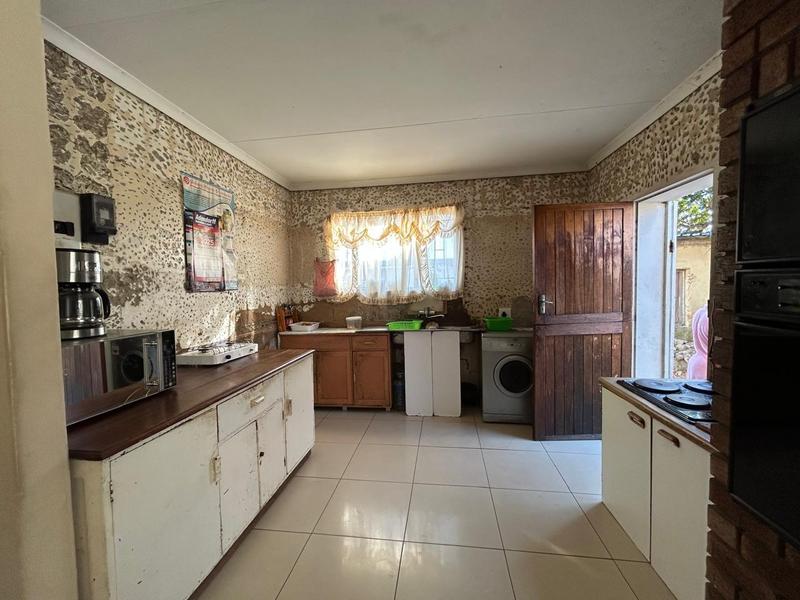 7 Bedroom Property for Sale in Kensington Gauteng