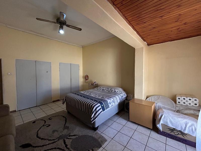 7 Bedroom Property for Sale in Kensington Gauteng