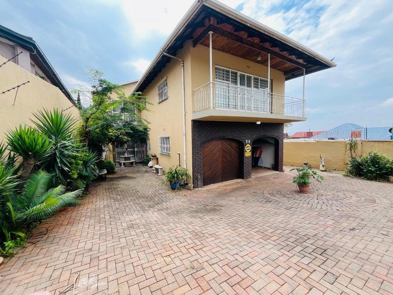 4 Bedroom Property for Sale in Kensington Gauteng