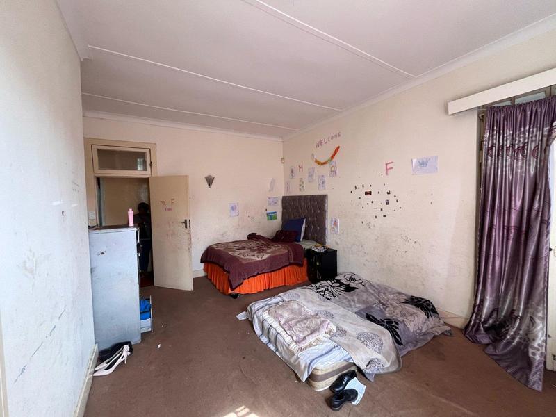 5 Bedroom Property for Sale in Kensington Gauteng