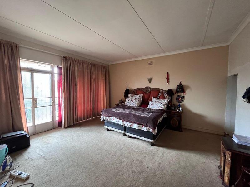5 Bedroom Property for Sale in Kensington Gauteng