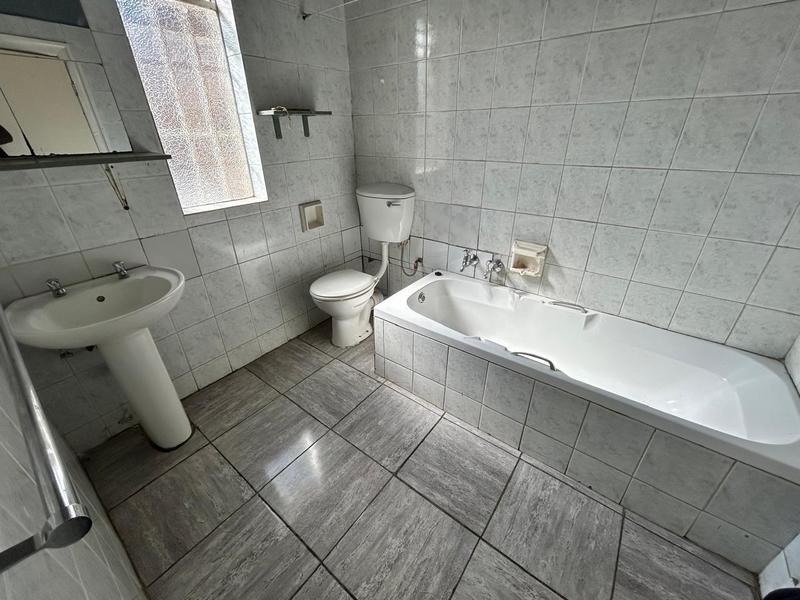 6 Bedroom Property for Sale in Kensington Gauteng