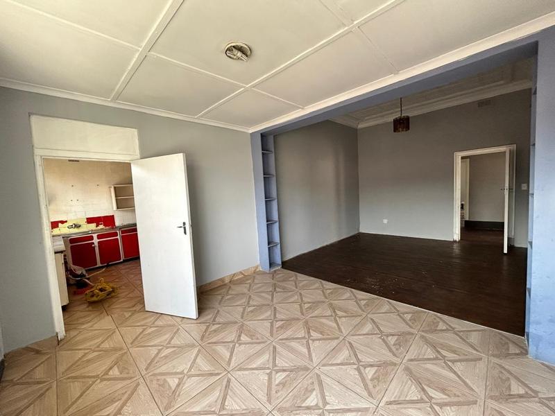 6 Bedroom Property for Sale in Kensington Gauteng