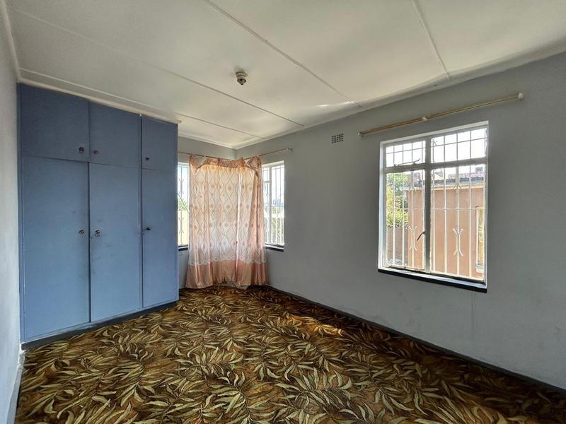 6 Bedroom Property for Sale in Kensington Gauteng