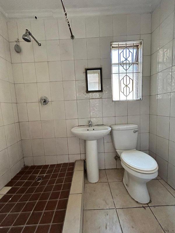 6 Bedroom Property for Sale in Kensington Gauteng