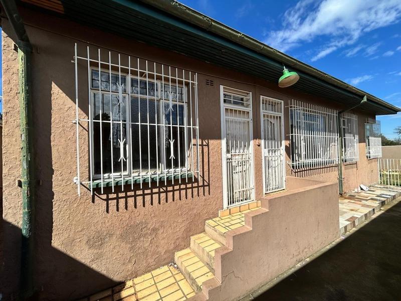 6 Bedroom Property for Sale in Kensington Gauteng