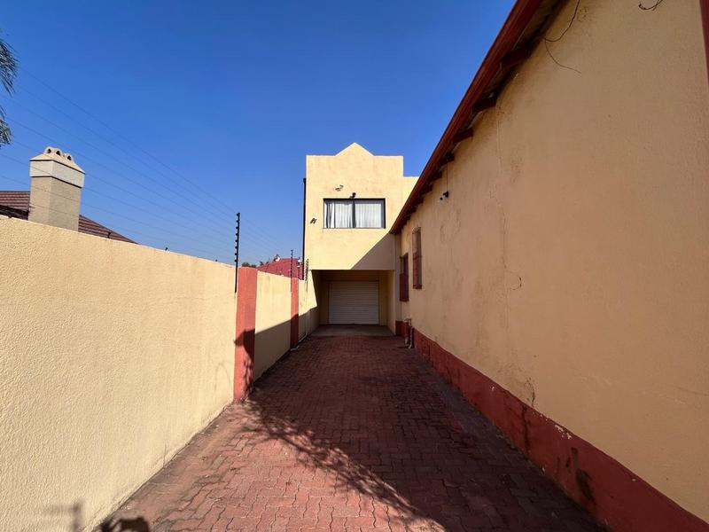 4 Bedroom Property for Sale in Kensington Gauteng