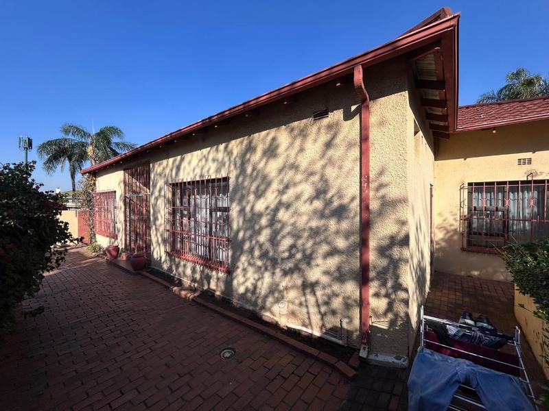 4 Bedroom Property for Sale in Kensington Gauteng