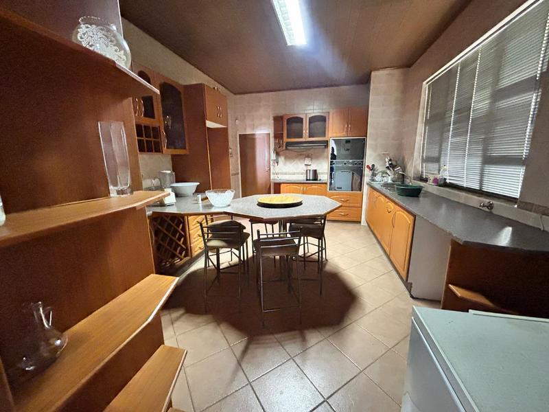 4 Bedroom Property for Sale in Kensington Gauteng