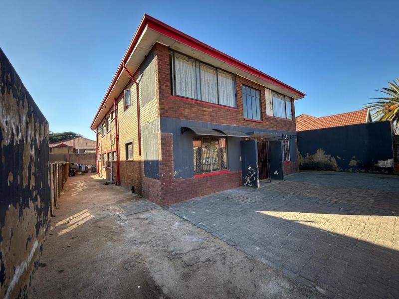 8 Bedroom Property for Sale in La Rochelle Gauteng