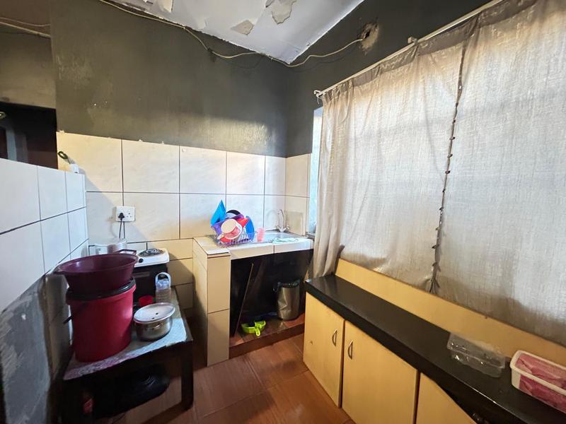 8 Bedroom Property for Sale in La Rochelle Gauteng