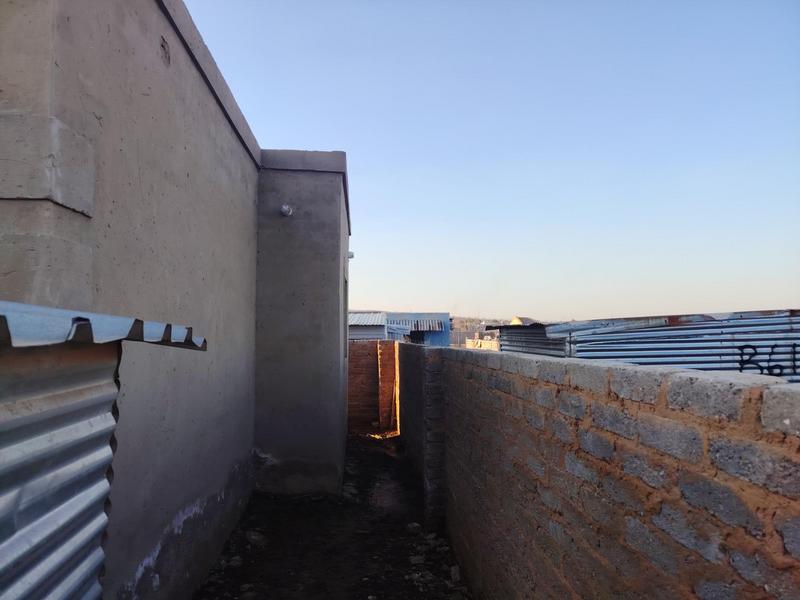 2 Bedroom Property for Sale in Lenasia Ext 2 Gauteng