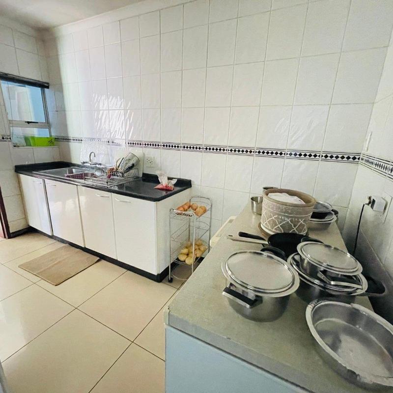 8 Bedroom Property for Sale in Lenasia Ext 5 Gauteng