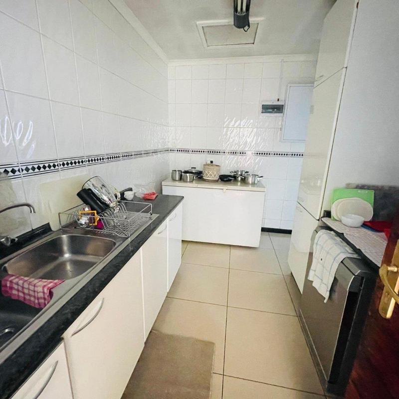 8 Bedroom Property for Sale in Lenasia Ext 5 Gauteng
