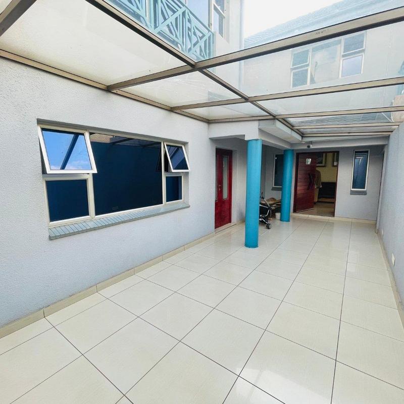 8 Bedroom Property for Sale in Lenasia Ext 5 Gauteng