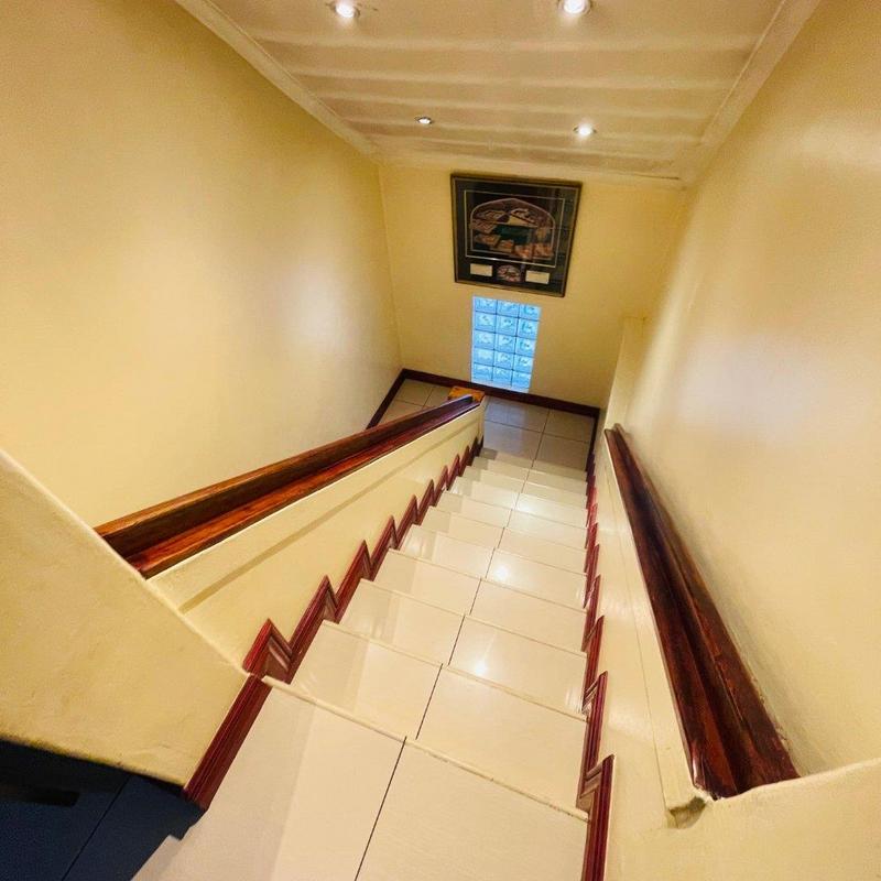 8 Bedroom Property for Sale in Lenasia Ext 5 Gauteng