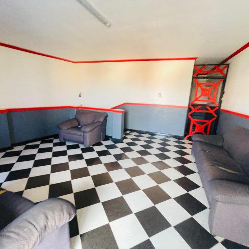 8 Bedroom Property for Sale in Lenasia Ext 5 Gauteng