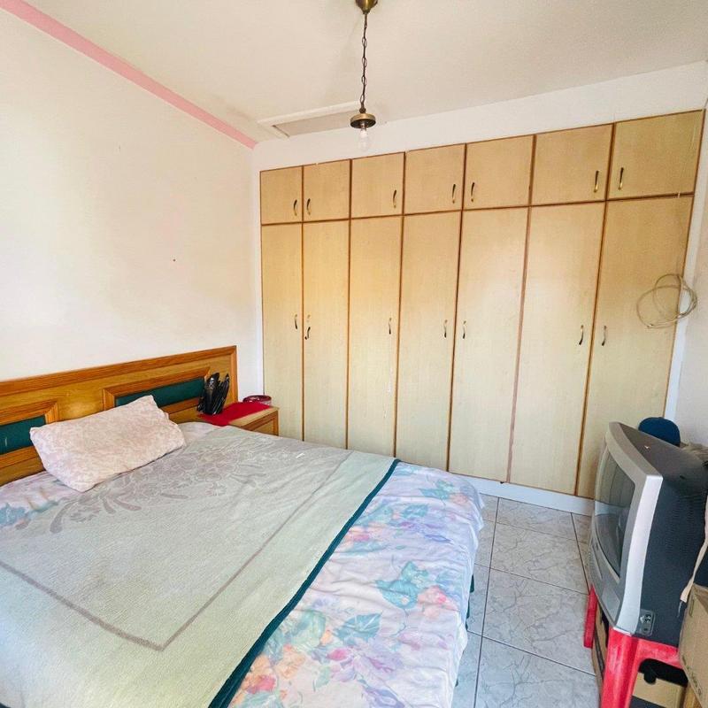 8 Bedroom Property for Sale in Lenasia Ext 5 Gauteng
