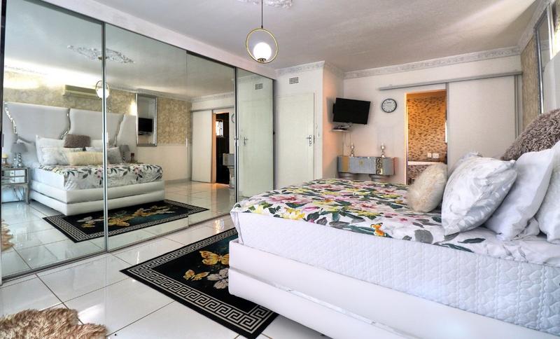 4 Bedroom Property for Sale in Lenasia Ext 8 Gauteng