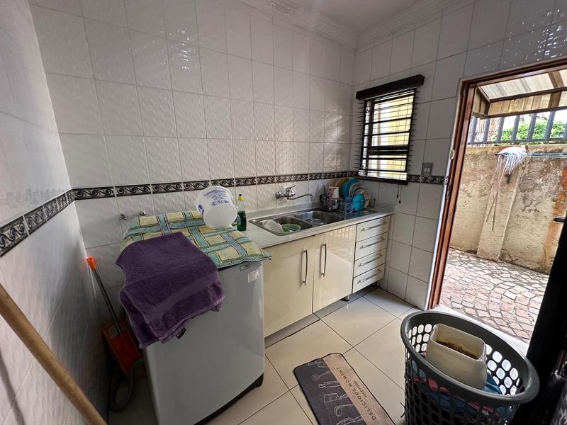 6 Bedroom Property for Sale in Lenasia South Gauteng