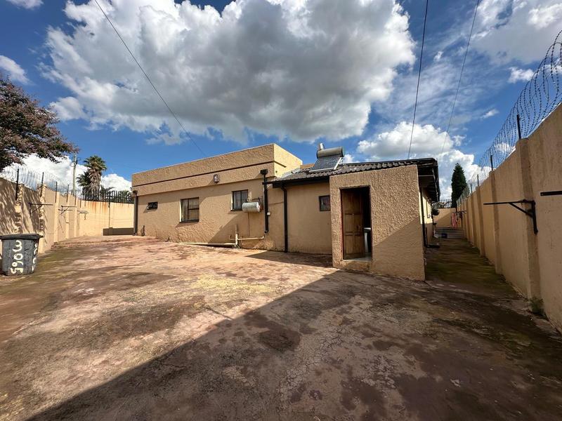 8 Bedroom Property for Sale in Lenasia South Gauteng
