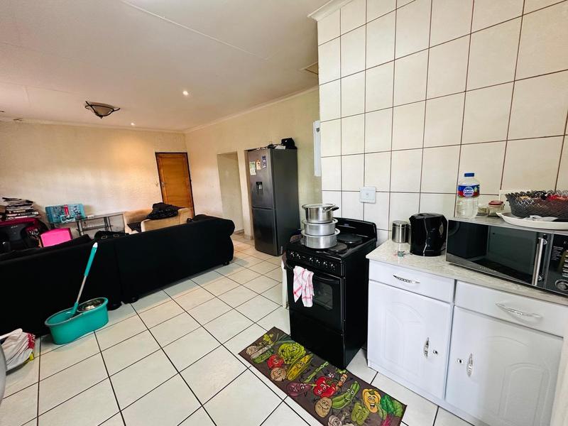 8 Bedroom Property for Sale in Lenasia South Gauteng