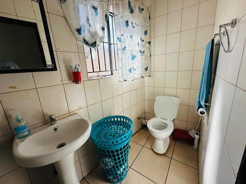 8 Bedroom Property for Sale in Lenasia South Gauteng