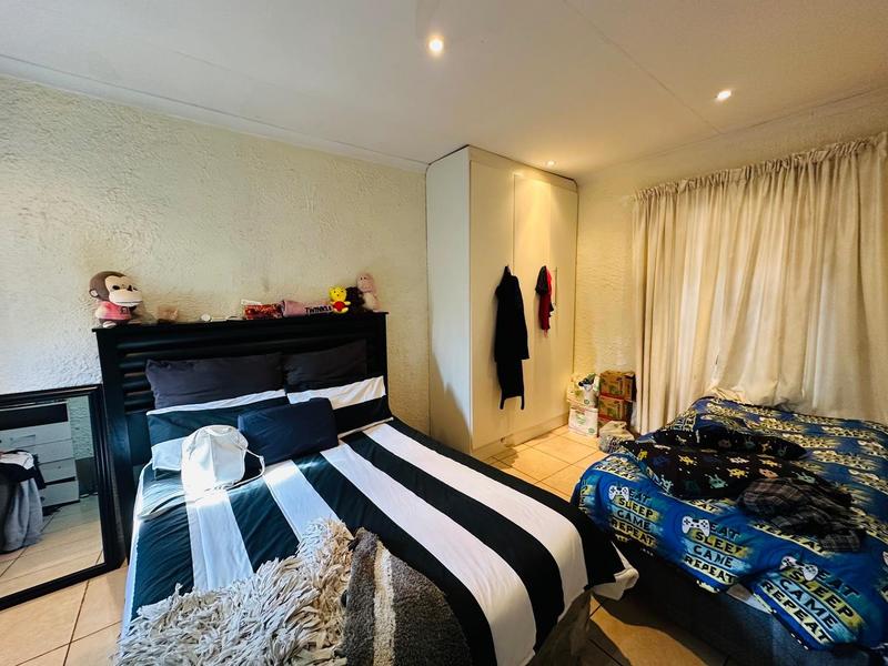 8 Bedroom Property for Sale in Lenasia South Gauteng