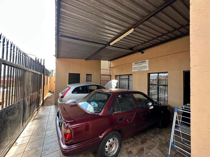 8 Bedroom Property for Sale in Lenasia South Gauteng