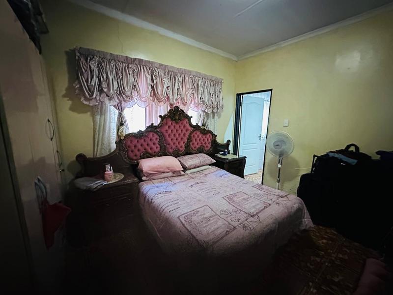 8 Bedroom Property for Sale in Lenasia South Gauteng