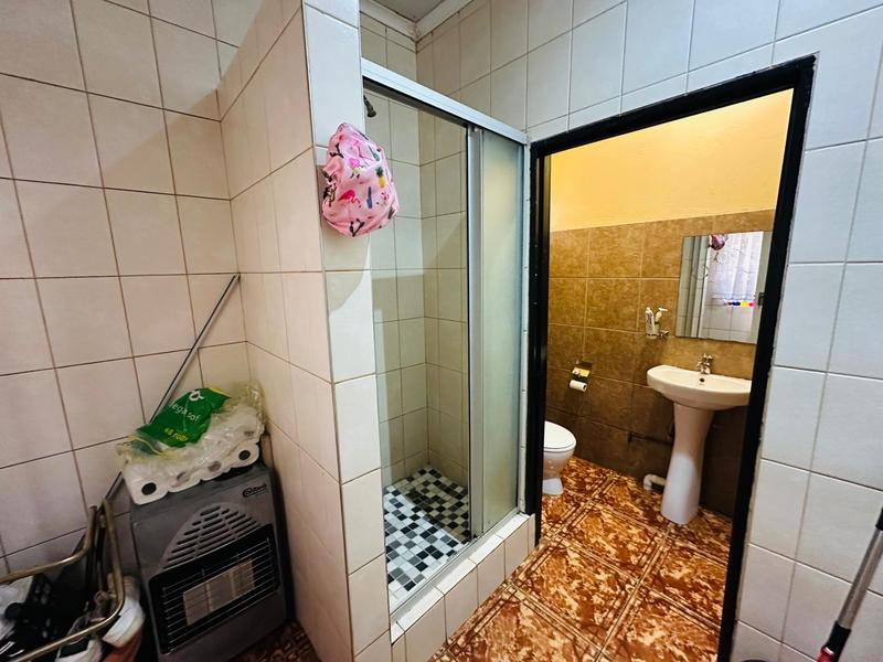 8 Bedroom Property for Sale in Lenasia South Gauteng