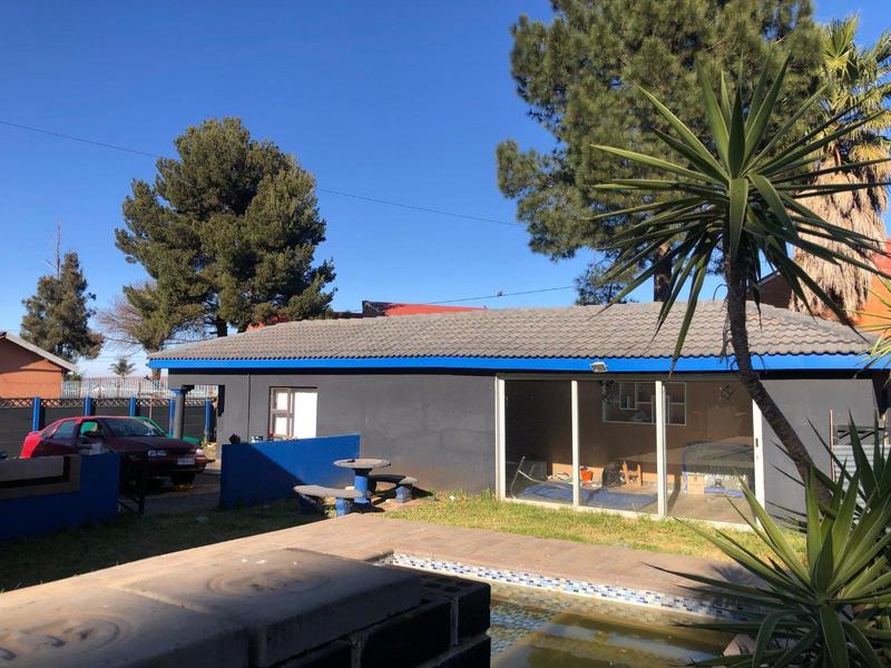 4 Bedroom Property for Sale in Lenasia South Gauteng