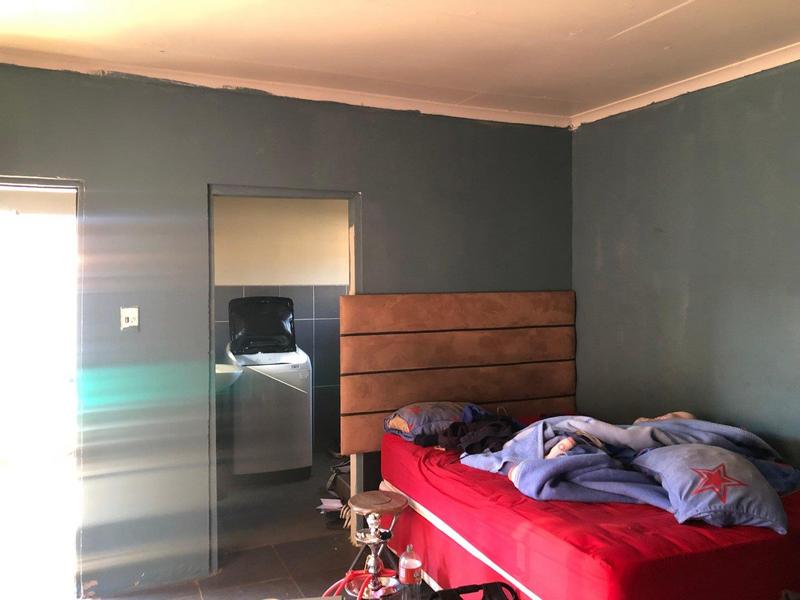 4 Bedroom Property for Sale in Lenasia South Gauteng