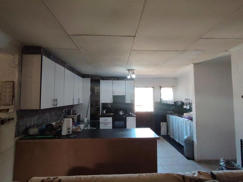 4 Bedroom Property for Sale in Lenasia South Gauteng
