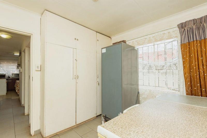 4 Bedroom Property for Sale in Lenasia South Gauteng