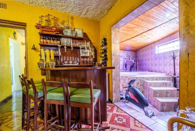 5 Bedroom Property for Sale in Lenasia South Gauteng