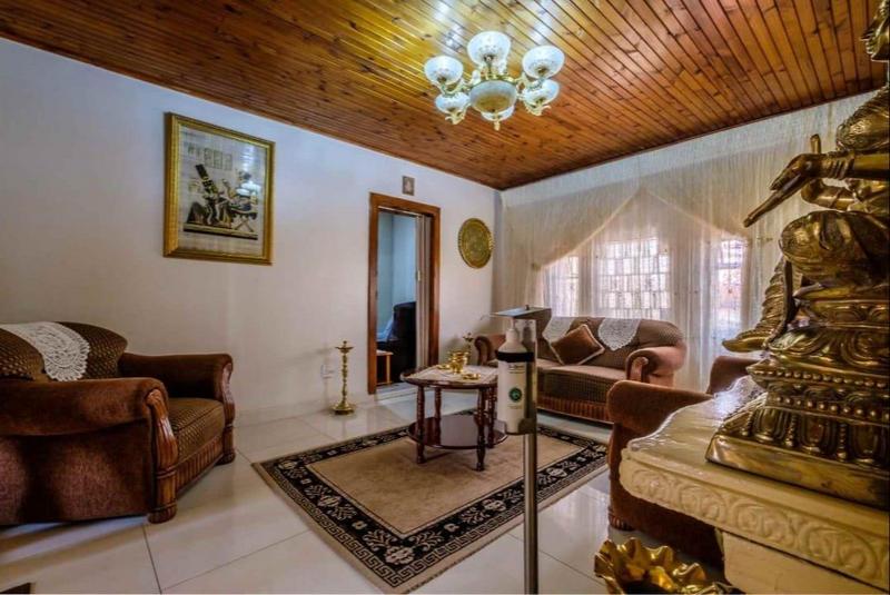5 Bedroom Property for Sale in Lenasia South Gauteng