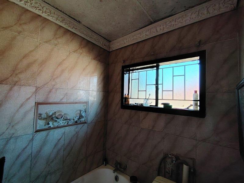 3 Bedroom Property for Sale in Lenasia South Gauteng