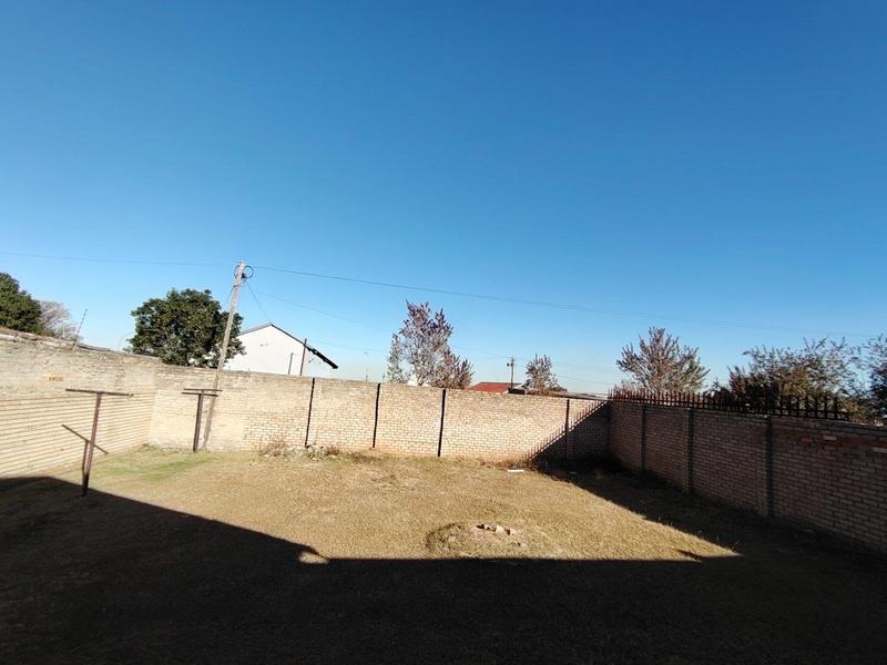 3 Bedroom Property for Sale in Lenasia South Gauteng
