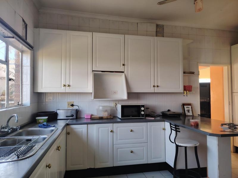 8 Bedroom Property for Sale in Lenasia South Gauteng
