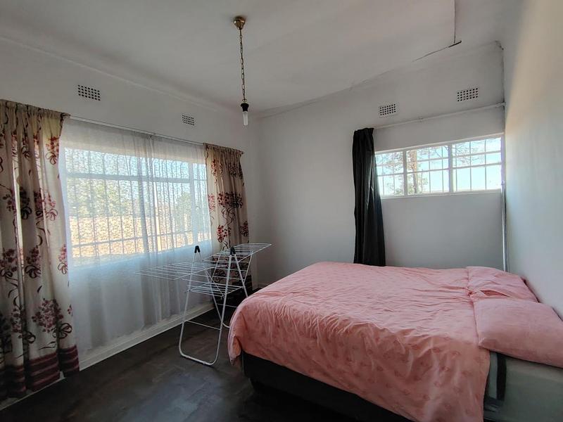 8 Bedroom Property for Sale in Lenasia South Gauteng